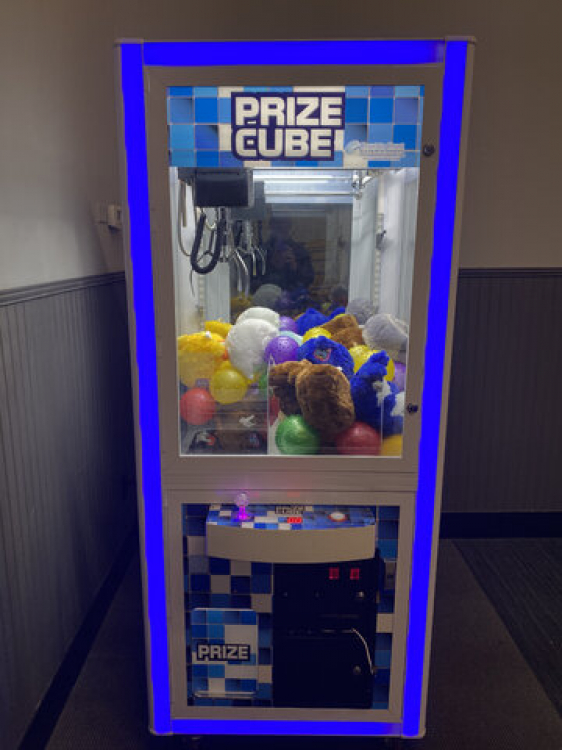 Prize Cube Claw Machine