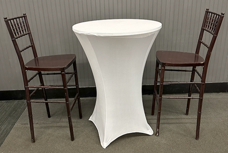 30 Round High Top Table With Linen